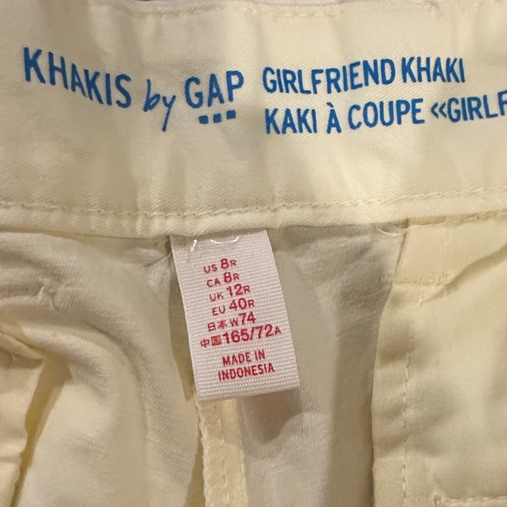 NWT GAP Girlfriend Khaki Pants - Picture 7 of 7